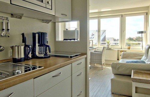 Wangerooge Apartment | Albatros: Cozy Retreat with Oceanfront Views & Spa