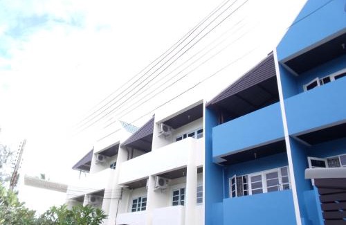 Saphli House | Family-Friendly Albatross Guesthouse at Thungwualaen Beach