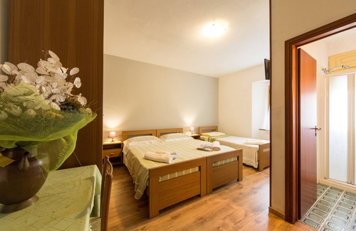 Madonna Dei Fornelli Hotel | Eco-Friendly Stay at Albergo Ristorante Poli - Guest Rated 9.2