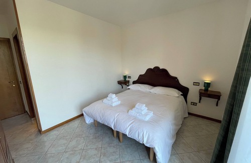 Rossano Veneto House | Albergaria