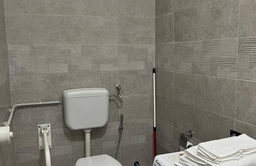 Maddaloni House | Relax at Albergo 3 Torri with Spa and Family Amenities
