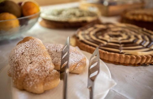 Pescasseroli Bed & Breakfast | Pet-Friendly Retreat at Albergo Ad Astra - Rated 9/10