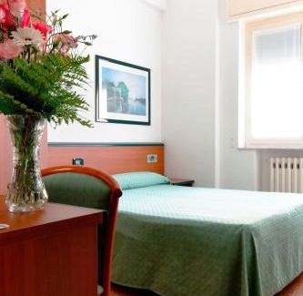 Celle Ligure Hotel | Budget-Friendly Stay at Albergo Adriana with Restaurant