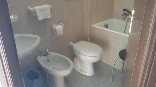 Aquila di Arroscia Hotel | Pet-Friendly Retreat at Albergo Al Sole in Aquila di Arroscia