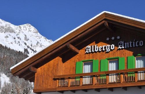 Bellamonte Hotel | Pet-Friendly Albergo Antico with Excellent Amenities