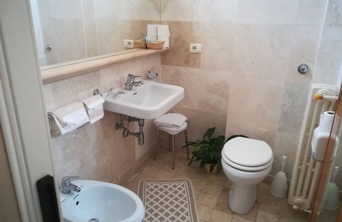 Fiuggi Hotel | Inviting Stay at Albergo Argentina with Pool and Spa
