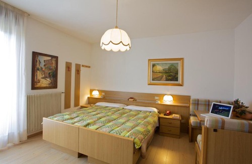 Carano Hotel | Family-Friendly Albergo Bellaria with Breakfast & Dining