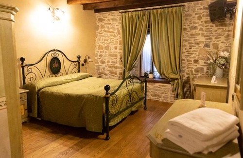 Acquaria Hotel | Albergo Cà Cerfogli: Guest Rated 9/10 with Family-Friendly Amenities
