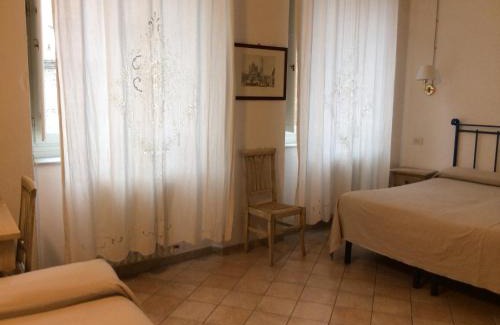 Siena Historical Center Hotel | Discover Family-Friendly Comfort at Albergo Cannon d'Oro
