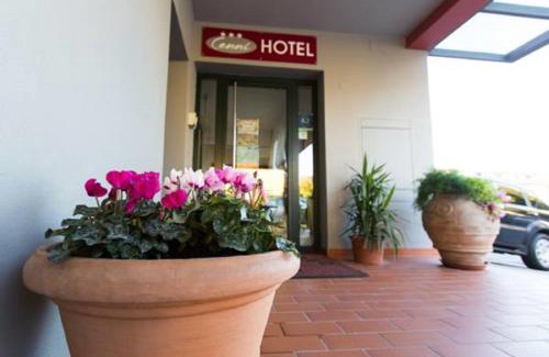 Savio Hotel | Albergo Cenni: Pet-Friendly Retreat with Breakfast Included