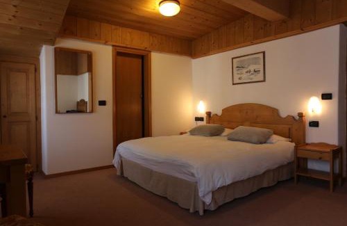 Forni di Sopra Hotel | Discover Albergo Centrale: Spa & Family-Friendly Retreat