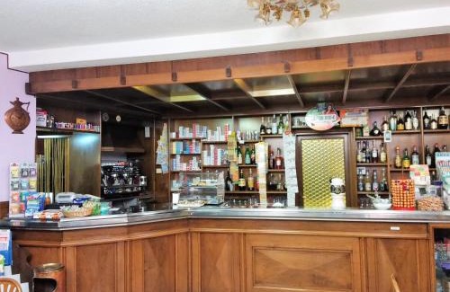 Ponte nelle Alpi Hotel | Albergo De March: Family-Friendly Stay with Dining Options