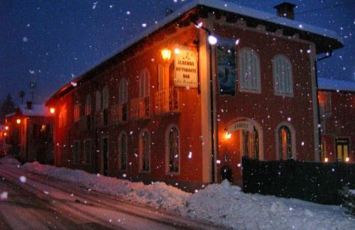Chiusa di Pesio Hotel | Oceanfront Retreat: Albergo dei Pescatori with Great Amenities
