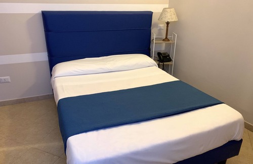 Foggia Hotel | Albergo del Cacciatore: Family-Friendly Stay with Breakfast