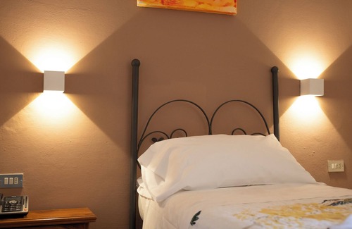 Greve in Chianti Hotel | Discover Albergo Del Chianti: Relaxing Spa & Pool Retreat