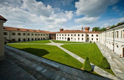 Pollenzo Hotel | Explore Comfort at Albergo dell'Agenzia - 4 Star Retreat