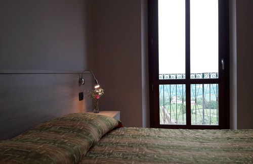 Alice Bel Colle Hotel | Guest Favorite: Albergo Diffuso Belvedere with Breakfast