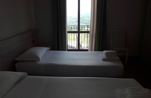 Alice Bel Colle Hotel | Guest Favorite: Albergo Diffuso Belvedere with Breakfast