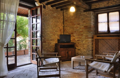 Montemaggiore al Metauro Hotel | Explore Albergo Diffuso Borgo Montemaggiore - 5 Star Retreat
