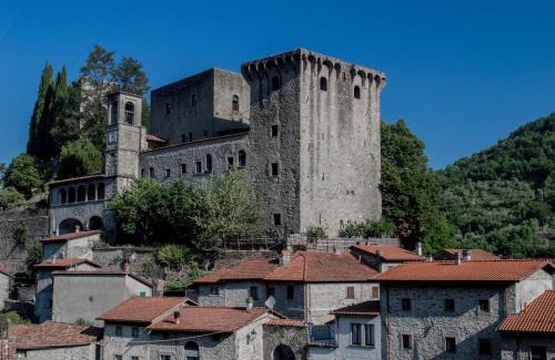 Fivizzano Apartment | Pet-Friendly Retreat at Albergo diffuso "Centoborghi"