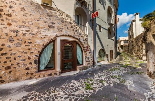 Orosei Hotel | Unforgettable Stays at Albergo Diffuso Mannois by the Ocean