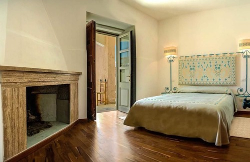Orroli Hotel | Discover Albergo Diffuso Omu Axiu: Pool, Spa & Family Fun