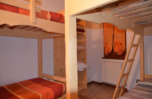Ornica Apartment | Top-Rated Albergo Diffuso Ornica 2: Pet Friendly Retreat