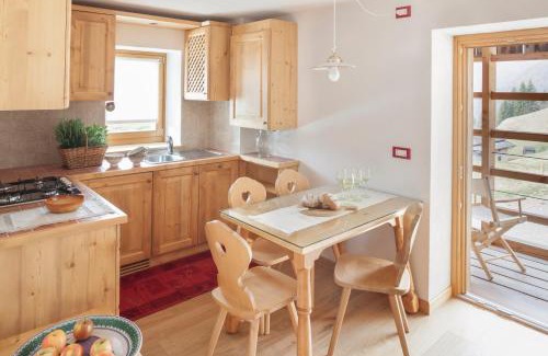 Lateis Apartment | Relax at Albergo Diffuso Sauris with Spa and Pool Access