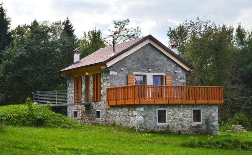 Tolmezzo Apartment | Pet-Friendly Retreat at Albergo Diffuso Tolmezzo, 8.7/10