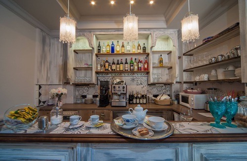 Volterra Hotel | Inviting Stay at Albergo Etruria with Family-Friendly Amenities