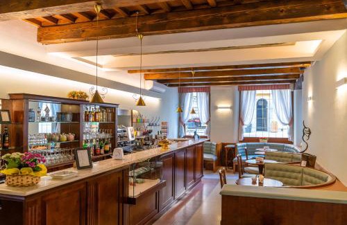 Porciano Hotel | Discover Albergo Falterona: Pet-Friendly & Family-Approved