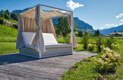 Cavalese Hotel | Discover Albergo Garnì Antico Mas del Medico with Ocean View