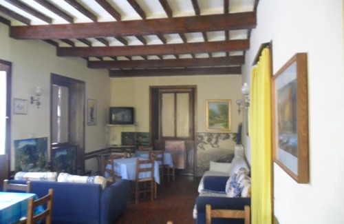 Badia Prataglia Hotel | Pet-Friendly Stay at Albergo Giardino with Breakfast Included
