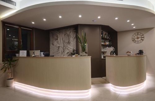 Venegazzu Hotel | Discover Albergo Grappolo D'oro: Family-Friendly Retreat