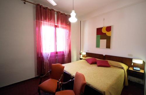 Po' Bandino Hotel | Pet-Friendly Stay at Albergo I Longobardi with Great Reviews