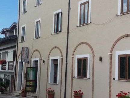 Ovindoli Hotel | Discover Comfort at Albergo Il Cacciatore with Great Amenities