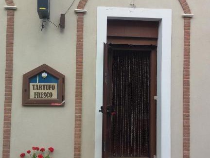 Ovindoli Hotel | Discover Comfort at Albergo Il Cacciatore with Great Amenities