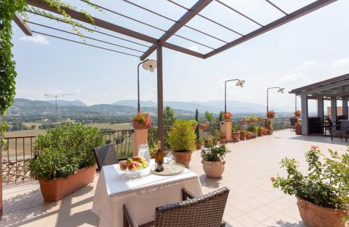 Spello Hotel | Pet-Friendly Escape at Albergo Il Cacciatore - Rated 9/10