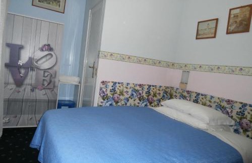 Arcella Hotel | Budget-Friendly Stay at Albergo Junior with Family Amenities