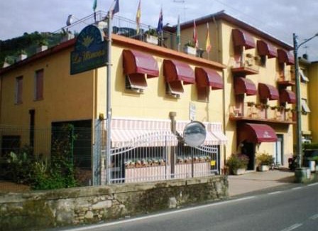 Pugliola Hotel | Cozy Stay at Albergo La Mimosa with Great Amenities
