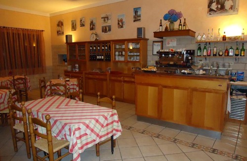 Pugliola Hotel | Cozy Stay at Albergo La Mimosa with Great Amenities