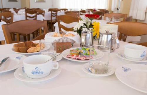 Sperlonga Hotel | Oceanfront Getaway at Albergo La Sirenella - 9/10 Rated
