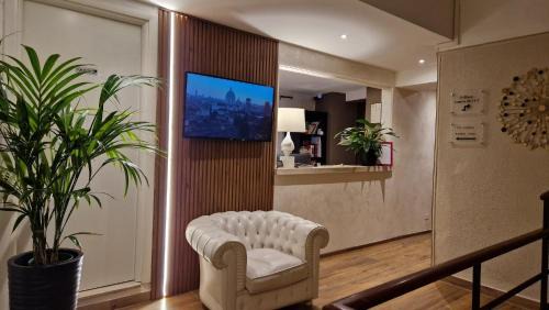 Centro Storico Sud Hotel | Discover Albergo la Svolta: Pet-Friendly with Breakfast