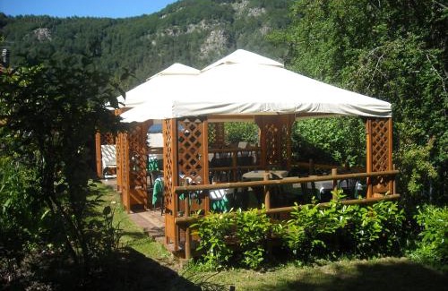 Pian di Novello Hotel | Cozy La Villa: Pet Friendly with Restaurant & Breakfast