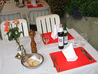 Le Prese Hotel | Pet-Friendly Stay at Albergo Lardi with Family Amenities