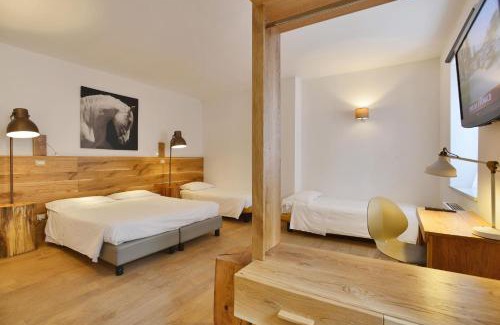 Casali di Serravalle House | Welcoming Albergo Les Dependances: Pet-Friendly Retreat