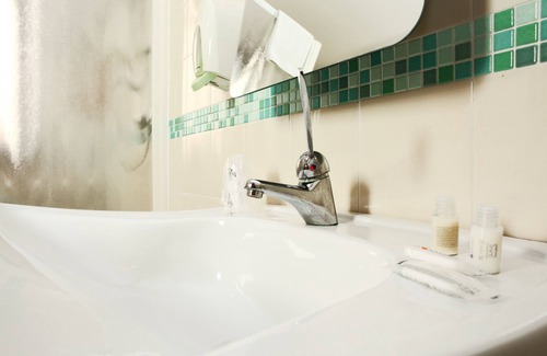 Trapani City Centre Hotel | Family-Friendly Stay at Albergo Maccotta with Breakfast