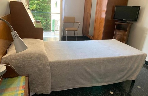 Casella Hotel | Relax at Albergo Magenta: Pool, Spa & Family-Friendly Fun