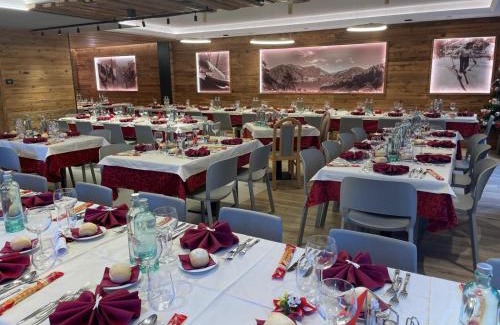 Ledro Hotel | Discover Albergo Maggiorina: Pet-Friendly Oceanfront Retreat