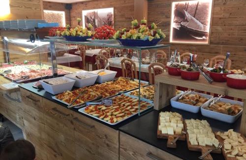 Ledro Hotel | Discover Albergo Maggiorina: Pet-Friendly Oceanfront Retreat
